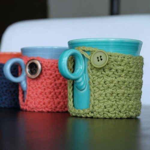 Super Cute DIY Coffee Cup Cozy Tutorials And Patterns For Upcoming Winter - Cups - Kitchen - DIY
