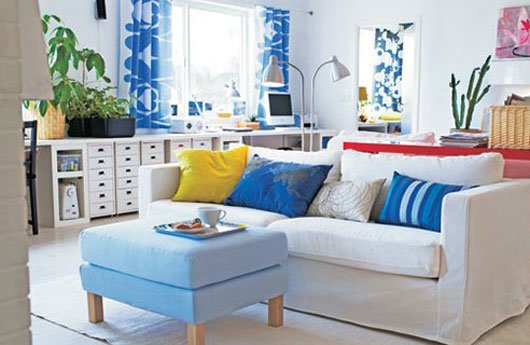 Blue and White Living Room Interior Design Ideas