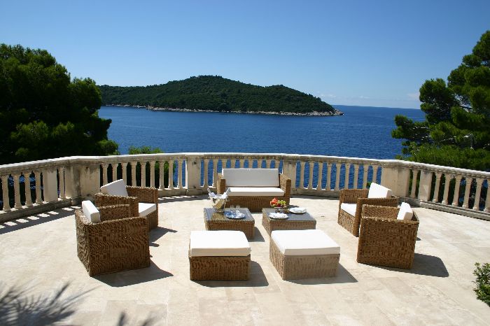 Luxurious Croatia Villa Rental with private beach and pool - Dream Home