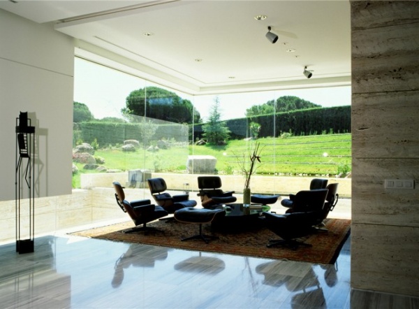 Catch our breath in a beautiful mansion at Madrid - Dream Home