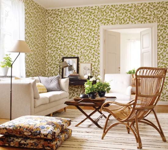 Play With Botanical Wallpaper For Interior Decorating