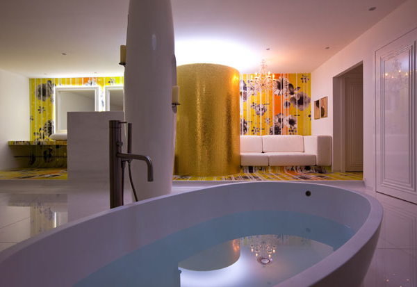 Spanish Luxurious White Architecture by tecARCHITECTURE - Design - Decoration - Interior Design - Ideas - Furniture - Dream Home - Spain - tecARCHITECTURE - Marcel Wanders
