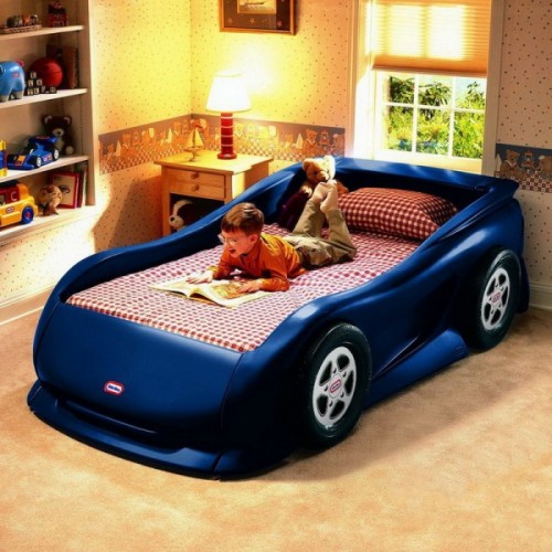 เตียงนอนรูปรถสำหรับเด็กๆ