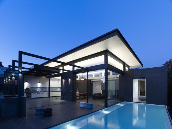Modern Residence with Luxury Design - Dream Home
