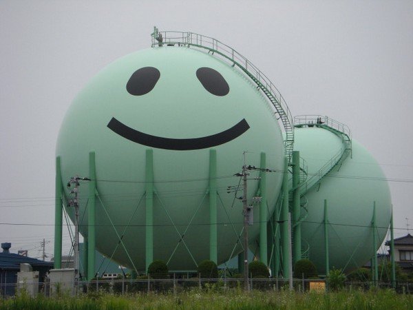 Decorated Tanks in Japan: Visually-Friendly Gas Industry