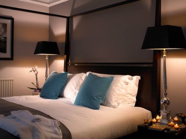 Highlight Personal Style with Bedside Lamps - Bedside Lamp - Lamp - Bedroom - Design