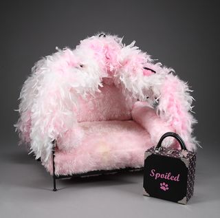 Anna Nicole Smith furniture to be auctioned by Julien's in Las Vegas - Anna Nicole Smith - Furniture