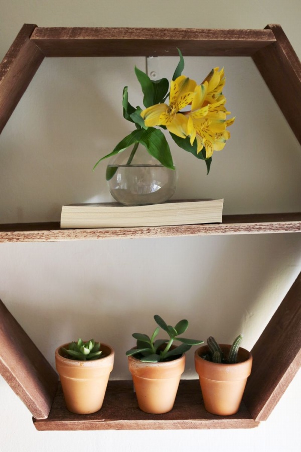 DIY: Kệ treo tường hình tổ ong độc đáo - Trang trí - Ý tưởng - Nội thất