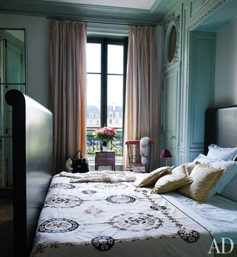 Anne McNally’s Paris Apartment - Dream Home