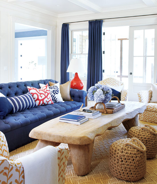 A touch of blue for living space - Decoration