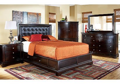 Whitmore Chocolate Uph Panel 3 Pc Queen Bed