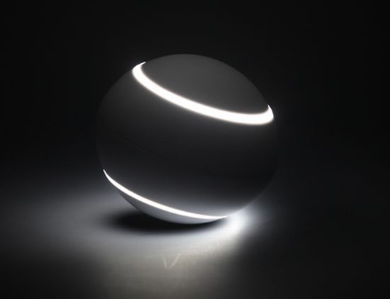 Solar eclipse-inspired Nissyoku lamp illuminates like the heavenly body - Lamps
