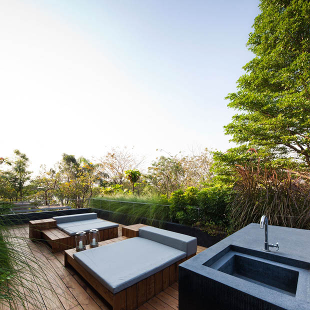 แบบบ้านสวย ที่ล้อมรอบไปด้วยธรรมชาติอันแสนร่มรื่น... - บ้านในฝัน - บ้านสวย - การออกแบบ - ตกแต่งบ้าน - สไตล์ Natural Modern - บ้านเน้นโทนสีขาว