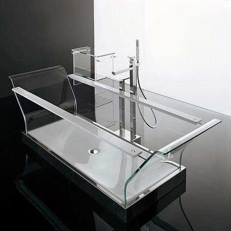 Fully Transparent Glass Bathtub from Novellini