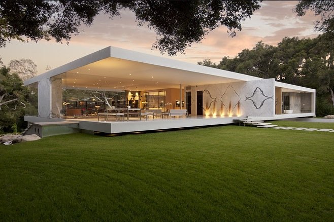 Stunning "Glass Pavilion" by Architect Steve Hermann