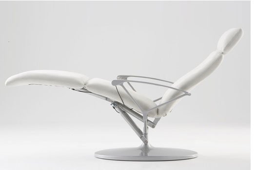 High-tech aluminum easy chair adjusted by a cushion of air
