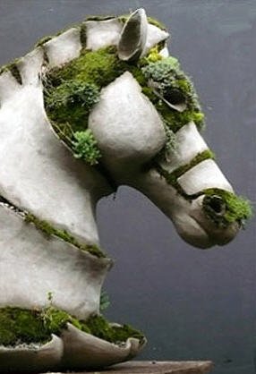 Amazing Moss and Concrete Sculptures From Robert Cannon