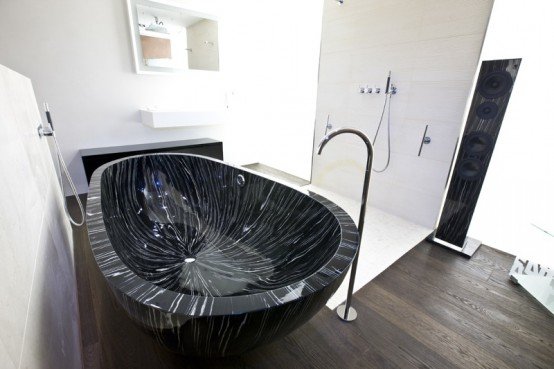 Modern Freestanding Wood Bathtub – Ocean Sailor by Sasso