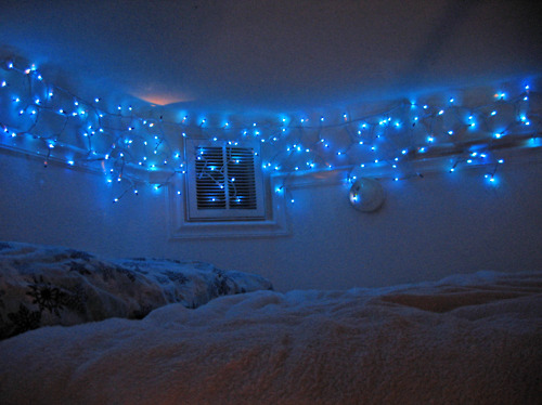 Romantic Bedroom With Christmas Lights - Decoration - Christmas Lights - Lightings - Bedroom - Ideas