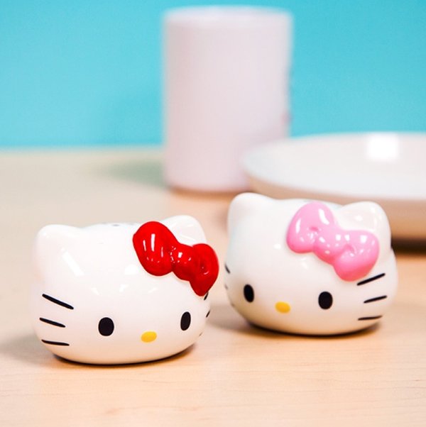 Cute Hello Kitty-Themed Kitchen Design [PHOTOS]