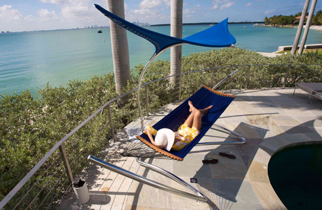 Cool Shade Parasol - 'Stingray' Shade Sculpture by Tuuci - Tuuci - Outdoor