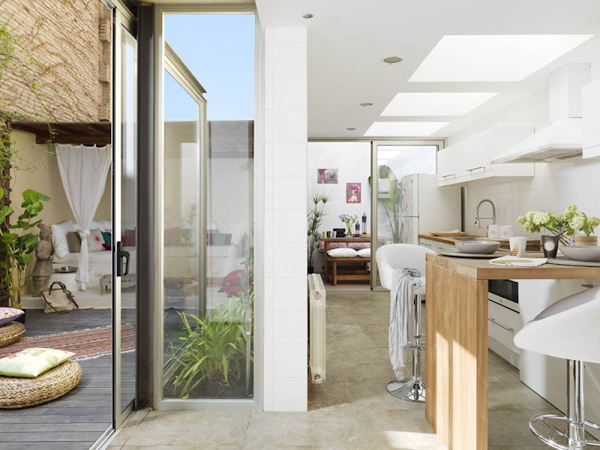 Great Indoor/Outdoor Feel From Kitchens With Glass Walls - Kitchen - Outdoor - Garden