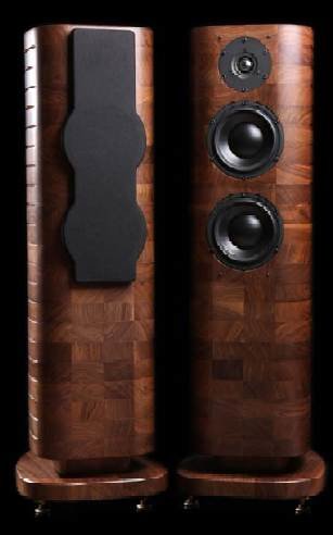 Gracioso 2.0 speakers come from the woods to seduce audio lovers