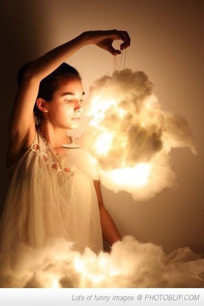 Đồ thủ công xinh dành cho trẻ có hình dáng đám mây