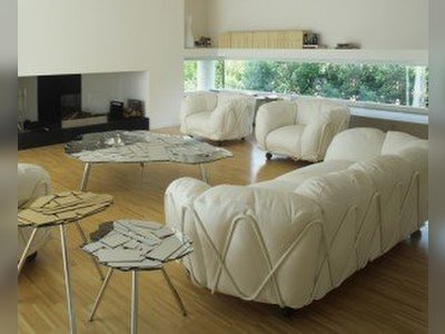 Casual-Contemporary Sofa