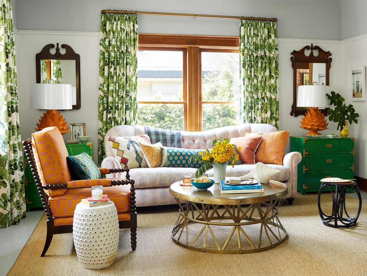 This 1904 Craftsman Boldly Mixes Color, Pattern, and Free-Spirited Style