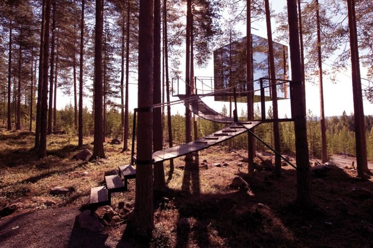 10 Modern Treehouses To Inspire Your Next Garden Project