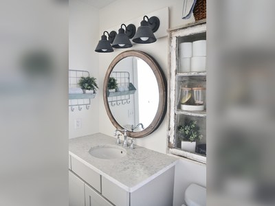 How To Create A Farmhouse Bathroom Decor That Looks And Feels Authentic