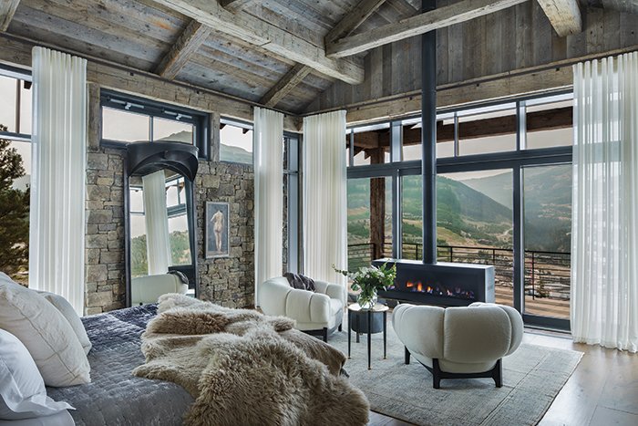 25 of the Coziest Bedrooms in Mountain Living