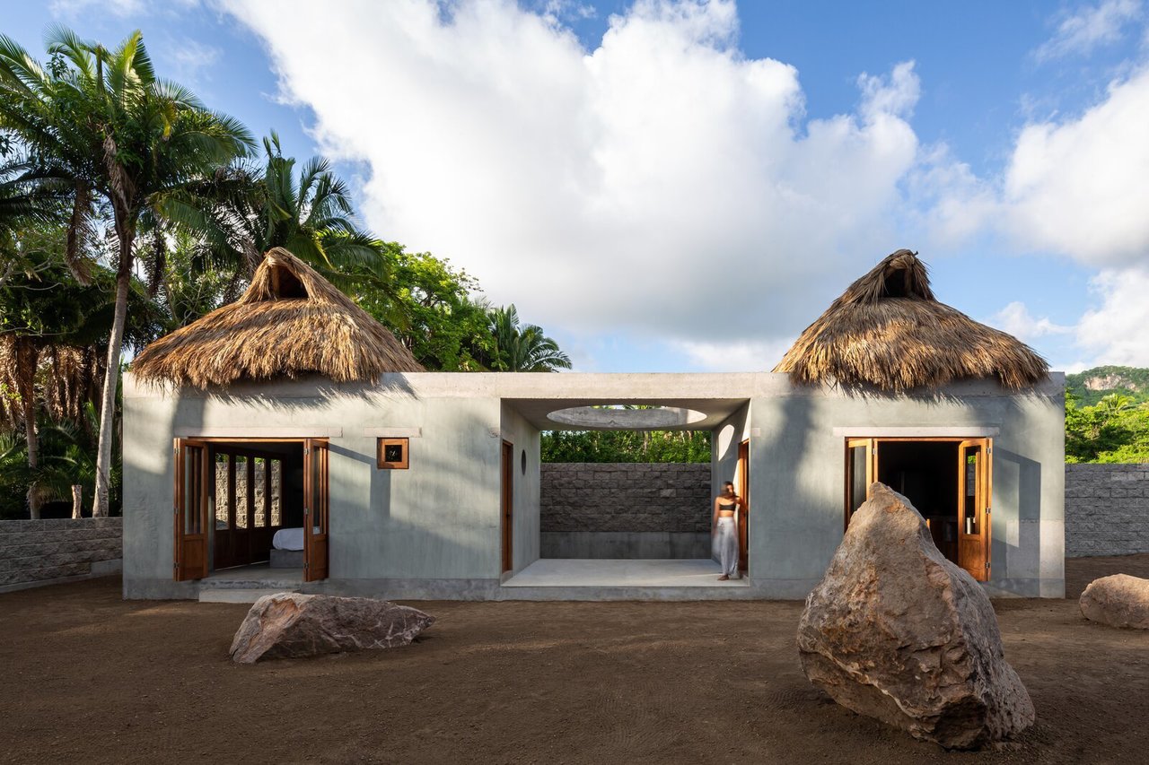 A Tiny, Thatched-Roof Hideaway in Mexico Pays Homage to the Tropical Landscape