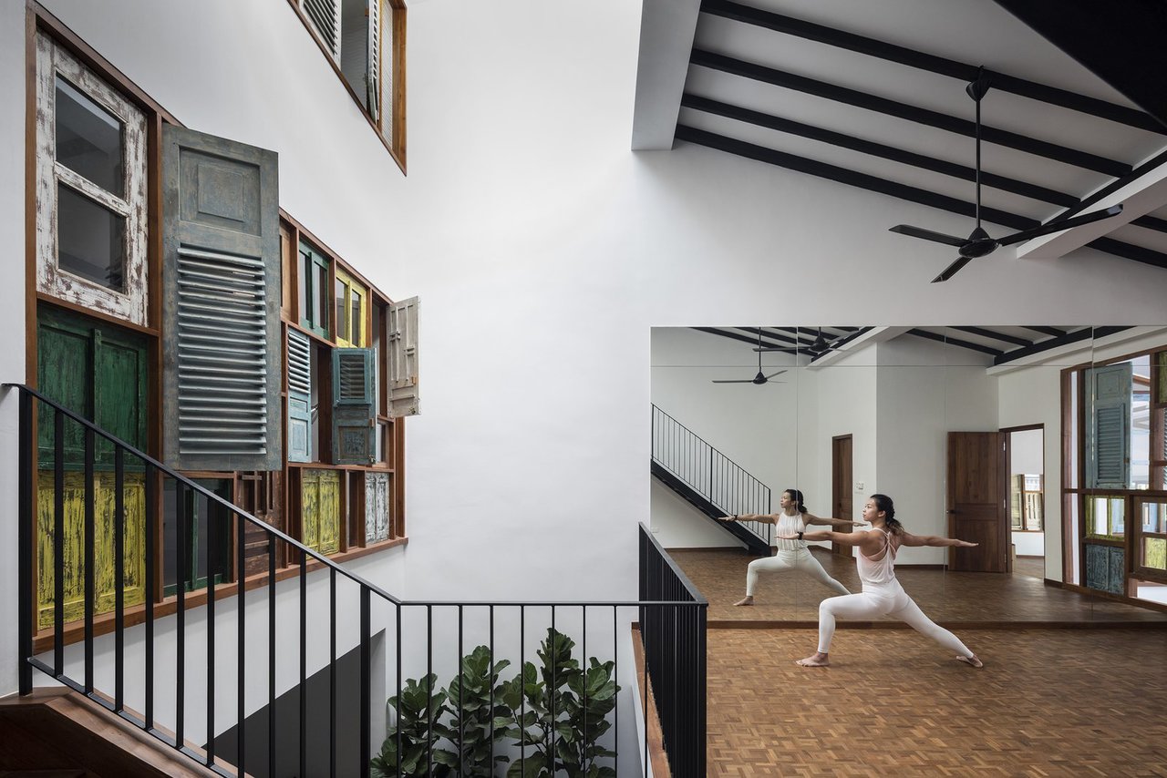 An Imaginative Courtyard House in Singapore Makes Room for Multiple Generations
