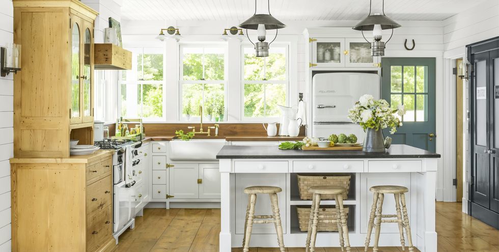 The 16 Best White Kitchen Cabinet Paint Colors for a Clean, Airy Vibe