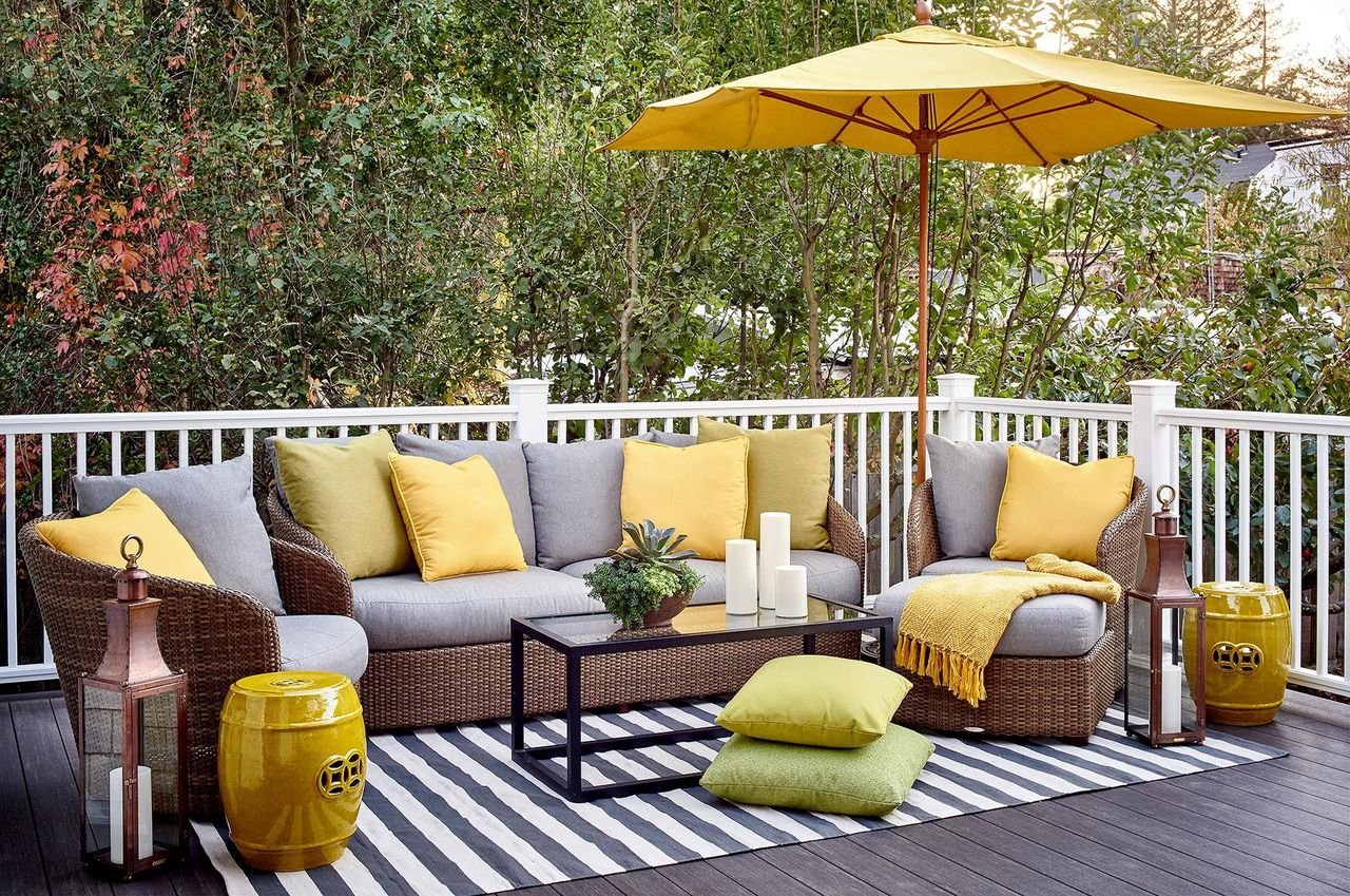 8 Tips To Help You Choose The Best Patio Furniture For Your Decor Report