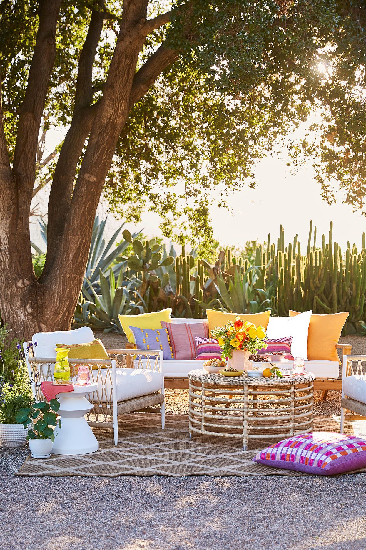 8 Tips to Help You Choose the Best Patio Furniture for Your Outdoor