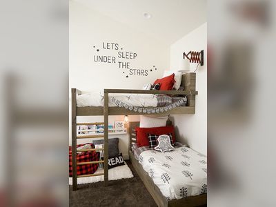 7 Shared Bedroom Hacks That Will Make Everyone Happy