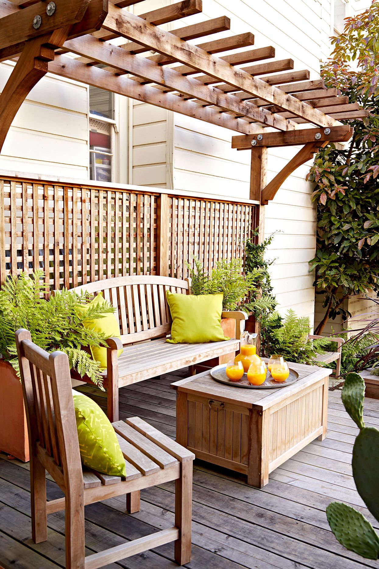 12 SmallDeck Decorating Ideas to Make the Most of Your Outdoor Space