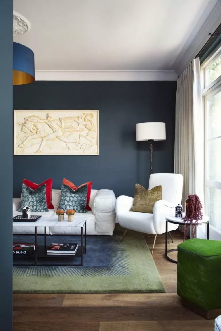 Dark living room ideas to inspire a dramatic color scheme - Decor Report