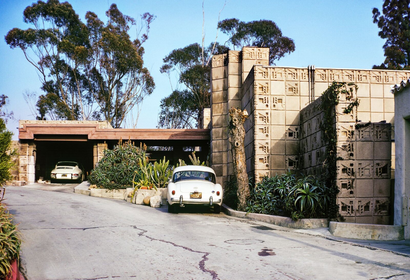 An Iconic Frank Lloyd Wright Home in Los Angeles