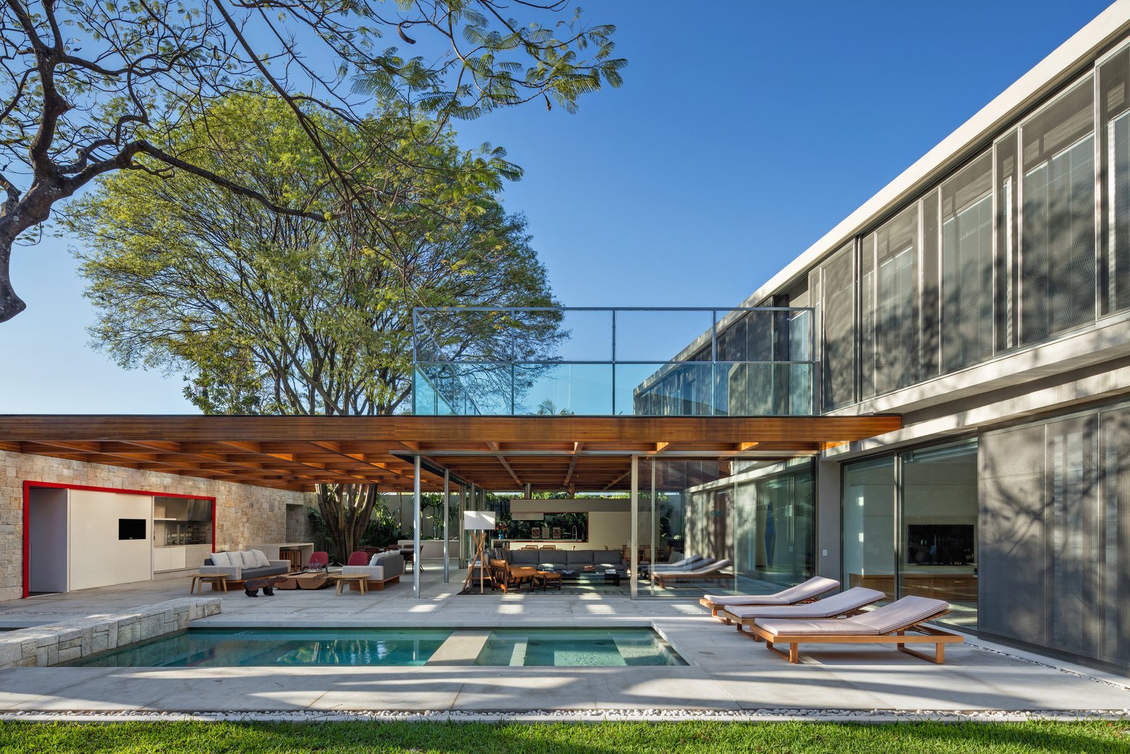 This Brilliant Brazilian Abode Was Designed Around an Imposing Tree