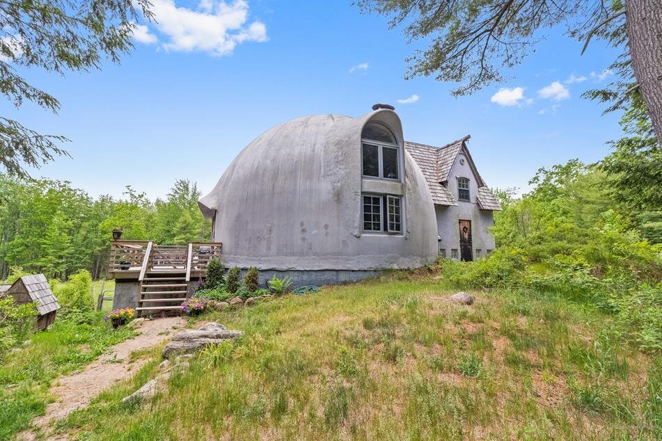 An Artist Lists Her One-of-a-Kind Dome Home in Maine