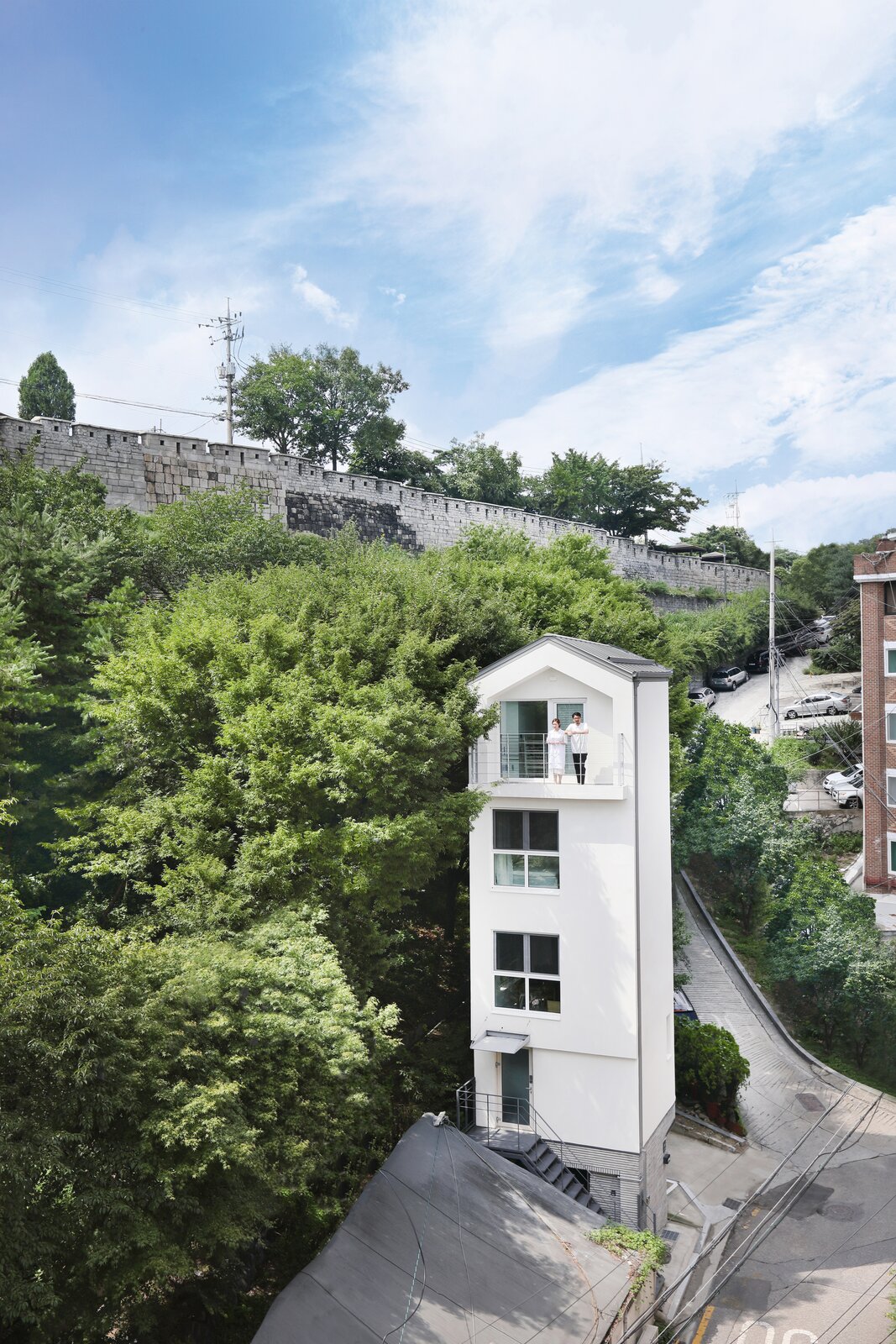 An Architect’s Slim Home Squeezes Into a Tiny Lot in Seoul