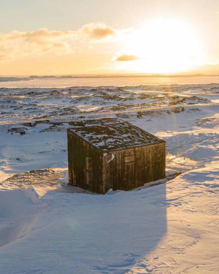 This Remote Shou Sugi Ban Cabin Gets You Up Close to Iceland’s Volcanoes and Hot Springs